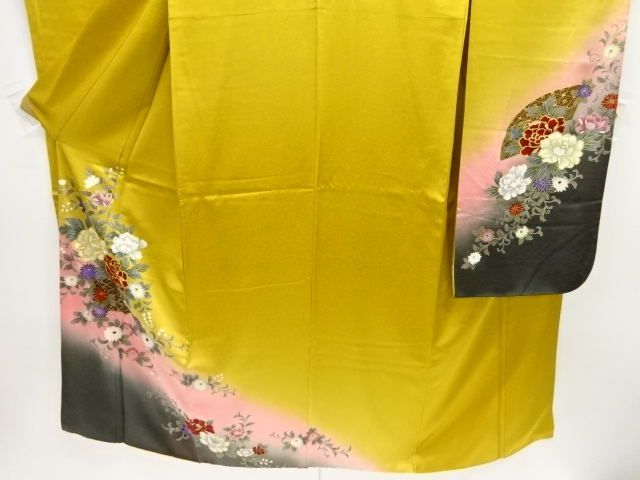  生花模様刺繍振袖